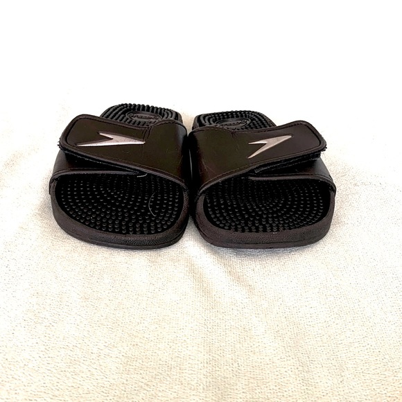 Speedo Slides Woman’s Size 5 Black With adjustable strap - Picture 2 of 5